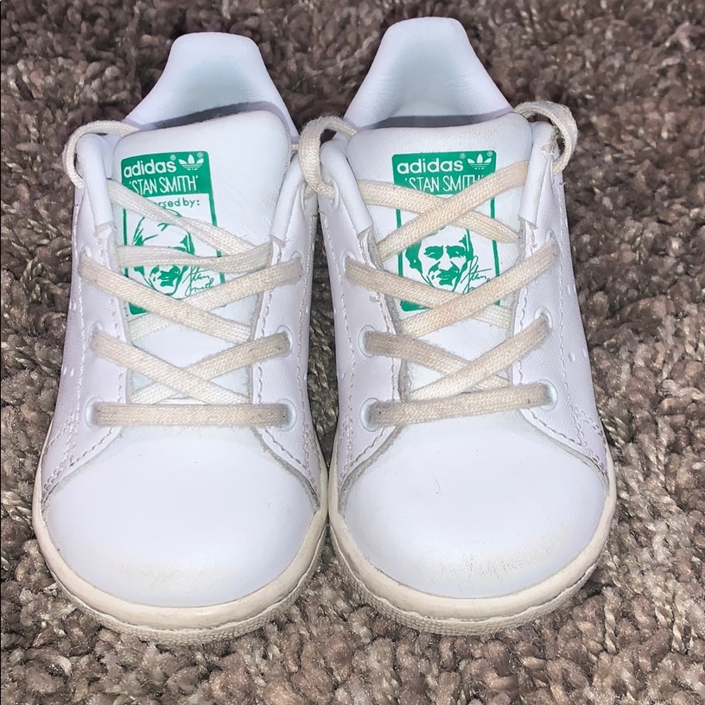 Toddlers white and green Sam smith ardidas.